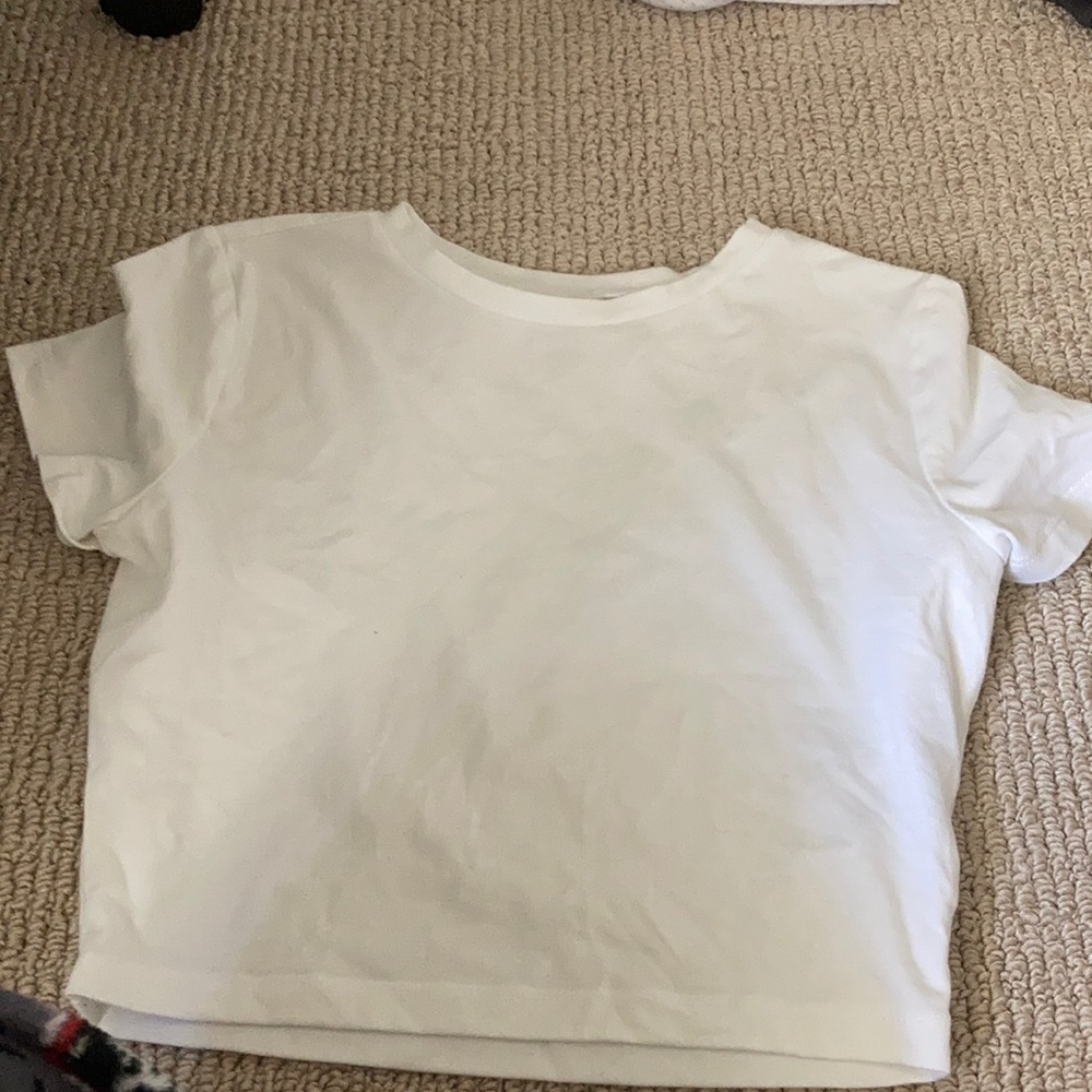 plain white shirt